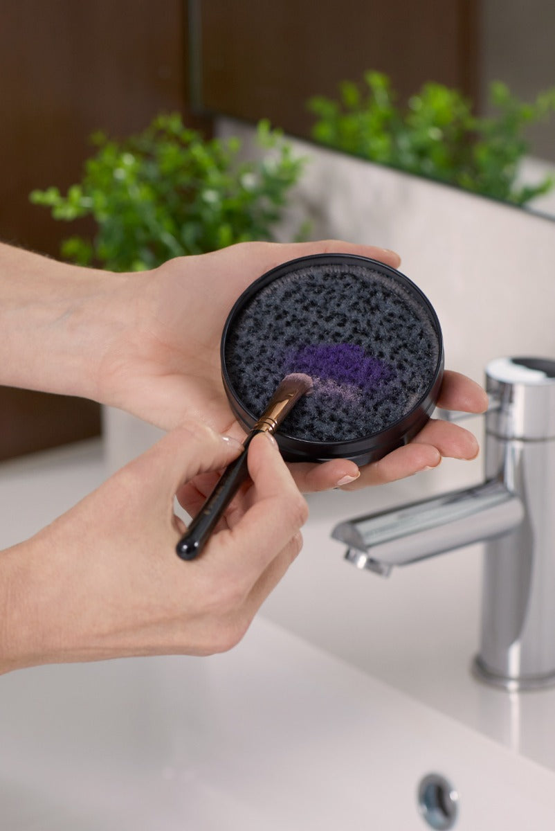 Colour Change Brush Cleaner